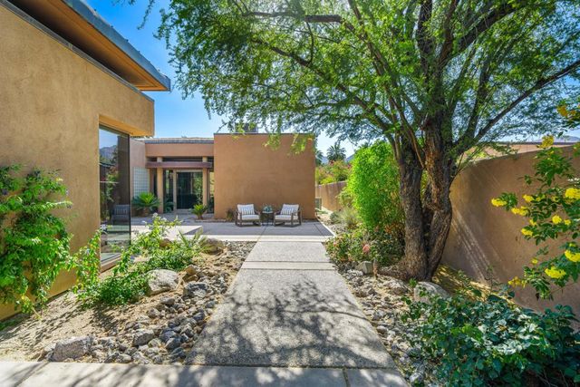 1134 Lake Vista, Palm Desert, CA 92260