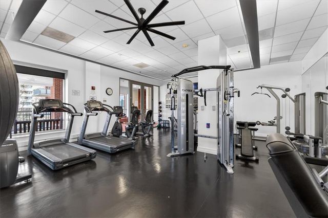 4900 Central Street 104, Kansas City, MO 64112