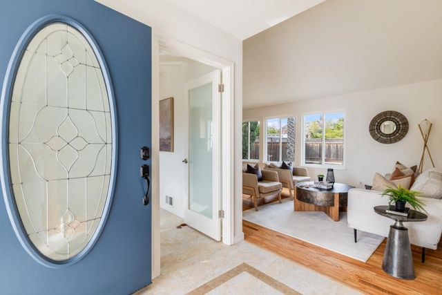 2283 Lemoyne Way, Campbell, CA 95008