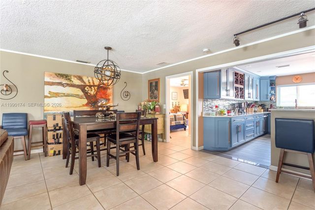 4548 SW 28th Way, Dania Beach, FL 33312