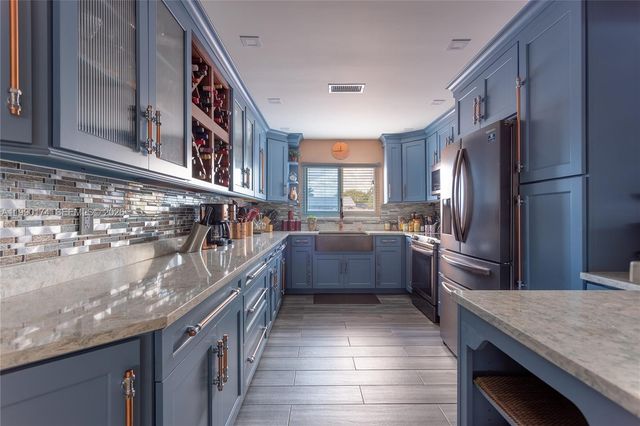 4548 SW 28th Way, Dania Beach, FL 33312