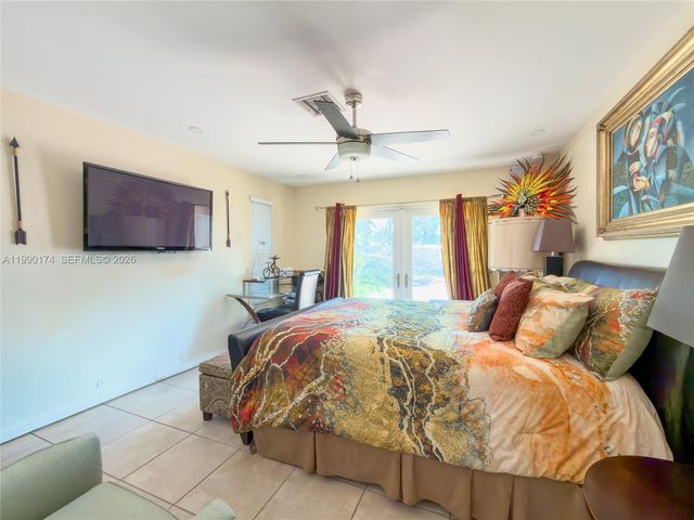 4548 SW 28th Way, Dania Beach, FL 33312