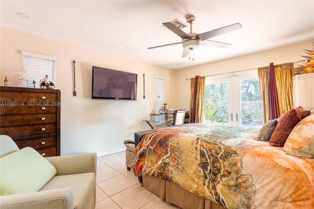 4548 SW 28th Way, Dania Beach, FL 33312