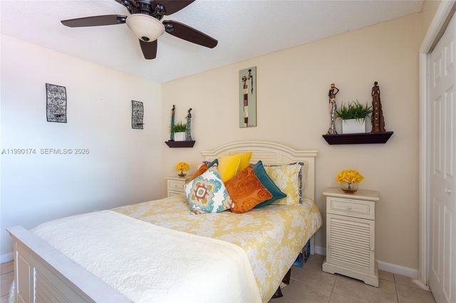 4548 SW 28th Way, Dania Beach, FL 33312