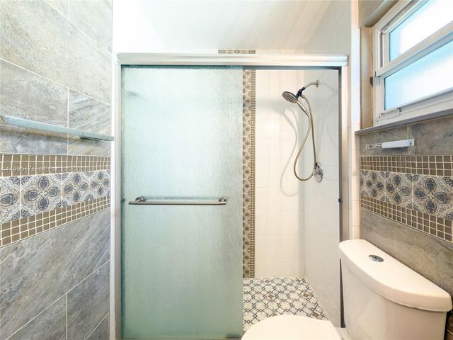 4548 SW 28th Way, Dania Beach, FL 33312