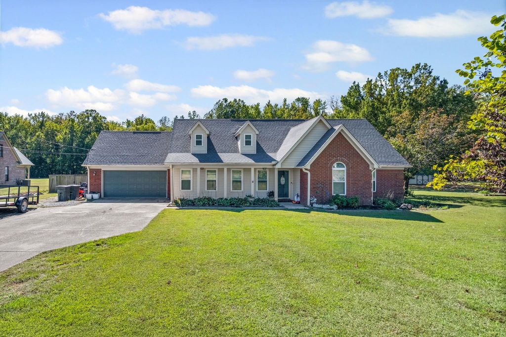 153 ASH RENE DR, Millington, TN 38053