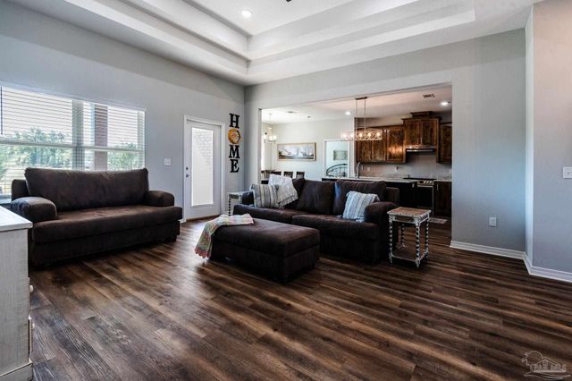 9897 Shangri La West Rd, Milton, FL 32583