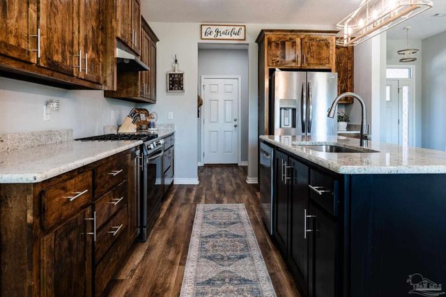 9897 Shangri La West Rd, Milton, FL 32583