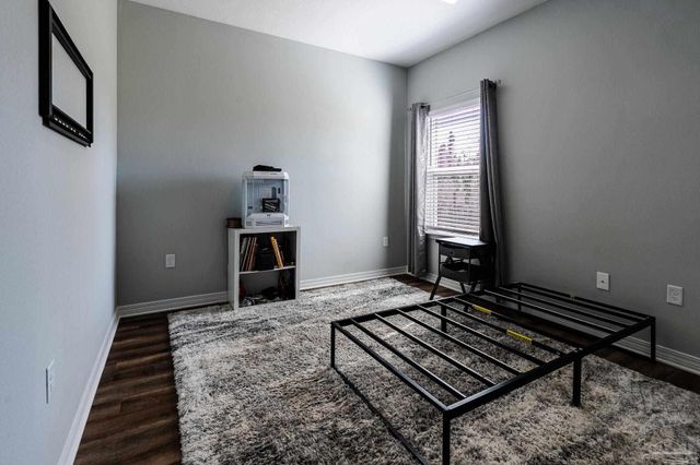 9897 Shangri La West Rd, Milton, FL 32583