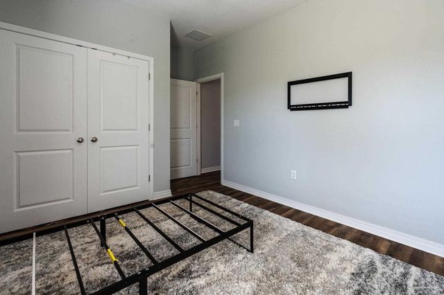 9897 Shangri La West Rd, Milton, FL 32583