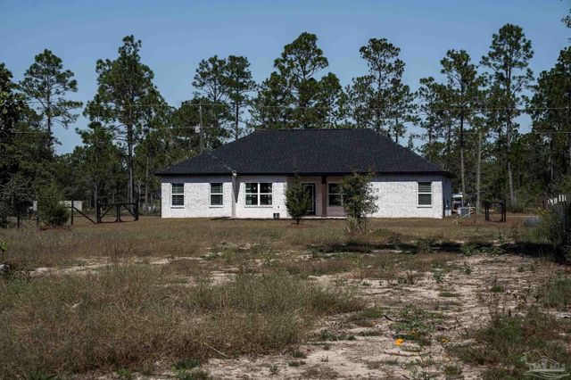 9897 Shangri La West Rd, Milton, FL 32583