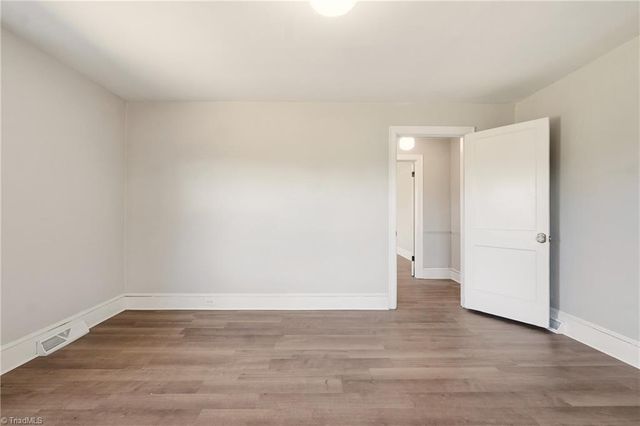 3868 Grayson Drive, Winston-salem, NC 27107