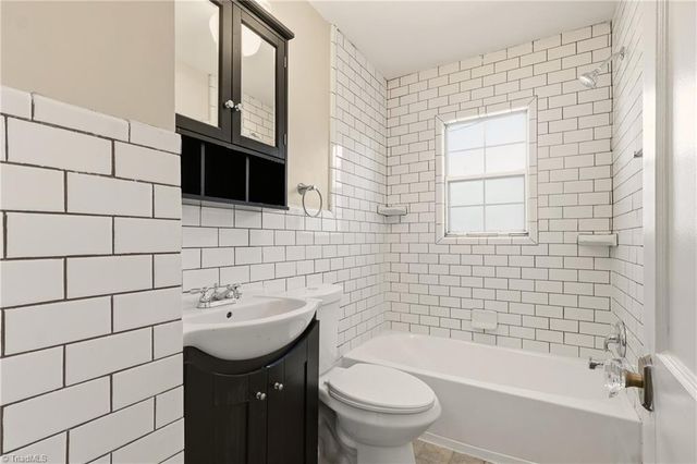 3868 Grayson Drive, Winston-salem, NC 27107