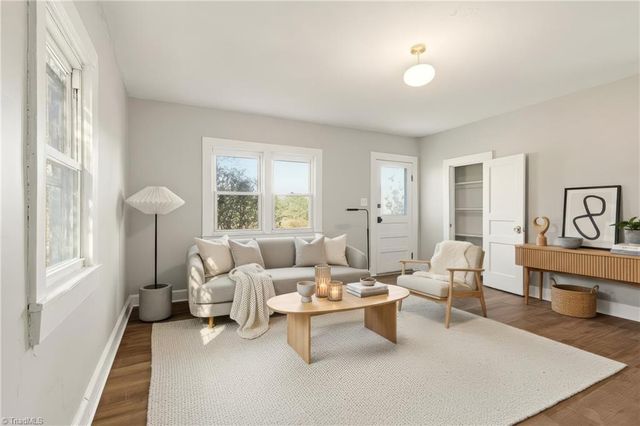 3868 Grayson Drive, Winston-salem, NC 27107