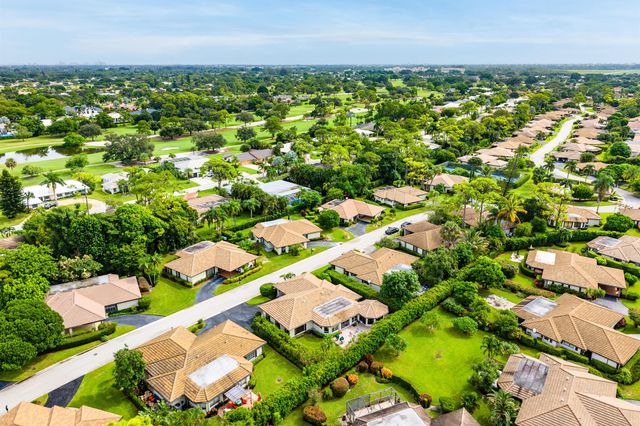530 Forestview Drive, Atlantis, FL 33462