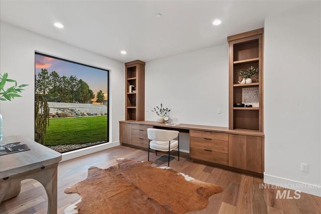 8085 Quail Hollow Dr, Middleton, ID 83644
