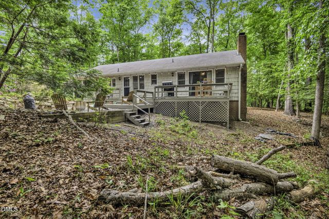 140 Holly Lane, Sanford, NC 27332