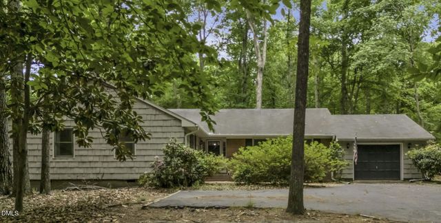 140 Holly Lane, Sanford, NC 27332