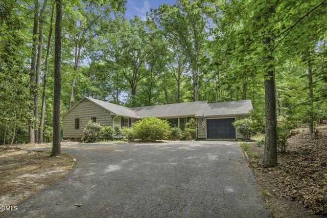 140 Holly Lane, Sanford, NC 27332
