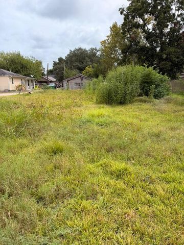 9511 Irby Street, Houston, TX 77088