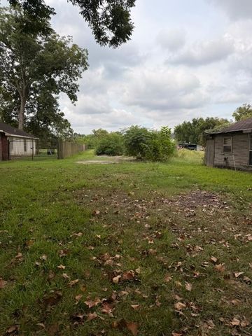 9511 Irby Street, Houston, TX 77088