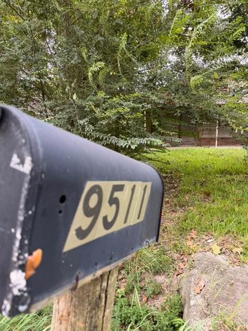 9511 Irby Street, Houston, TX 77088
