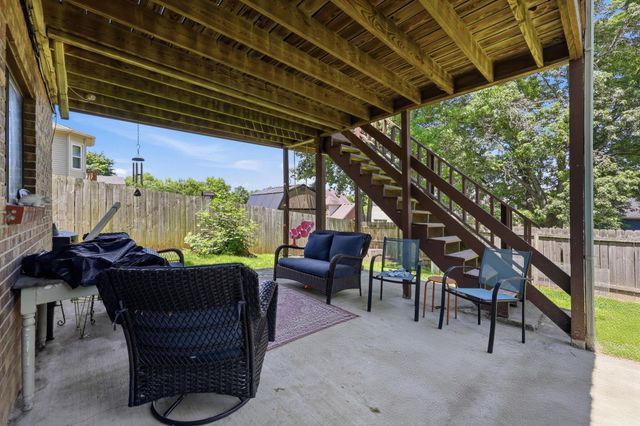 925 Springwood Court, Lexington, KY 40515