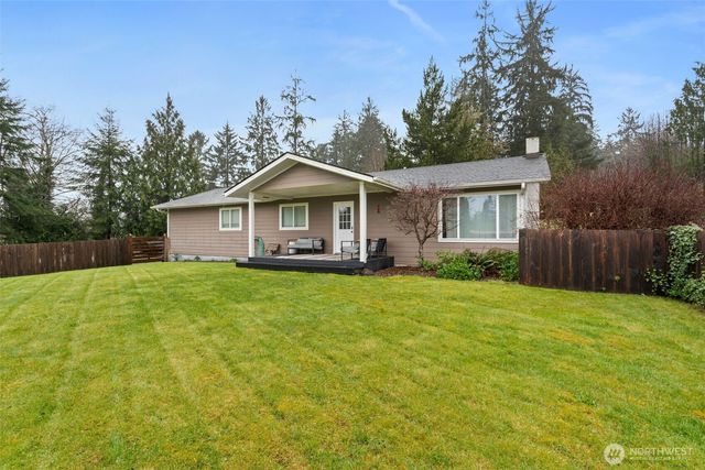 1346 W Third Street, South Bend, WA 98586