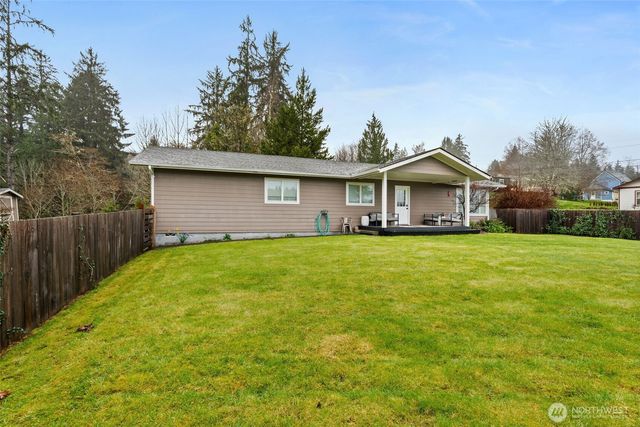 1346 W Third Street, South Bend, WA 98586