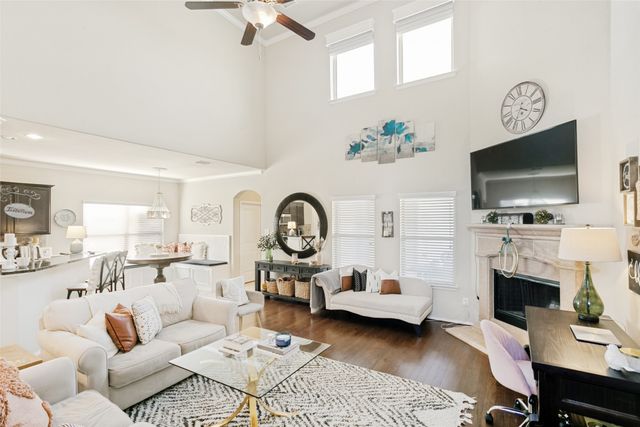 9120 Wayne Street, Cross Roads, TX 76227