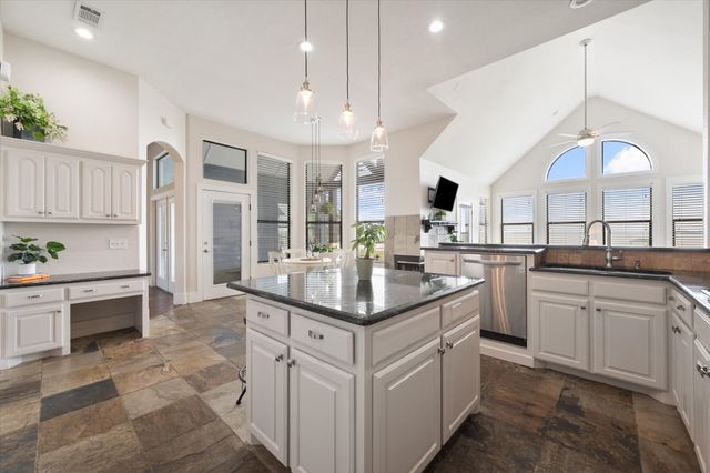 3212 Francisco Bay Drive, Kerens, TX 75144