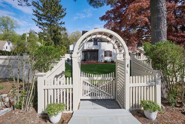 4 Glenwolde Park, Tarrytown, NY 10591