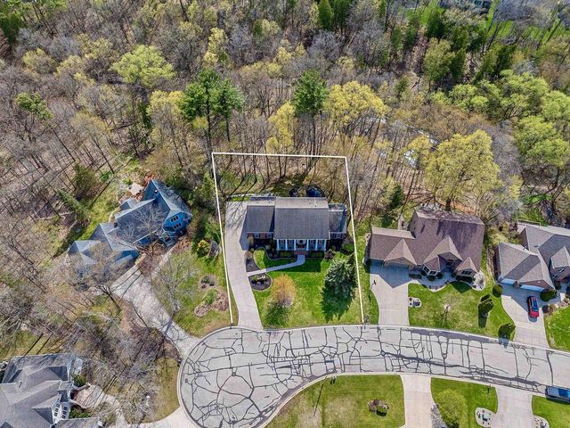 1383 SONATA COURT, Green Bay, WI 54311