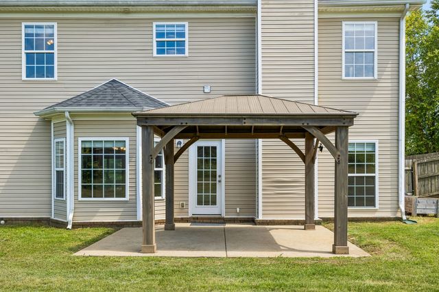 3005 Ping Ct, Spring Hill, TN 37174