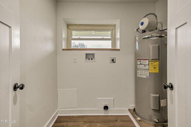 105 Mcteer Drive, Kingsport, TN 37663