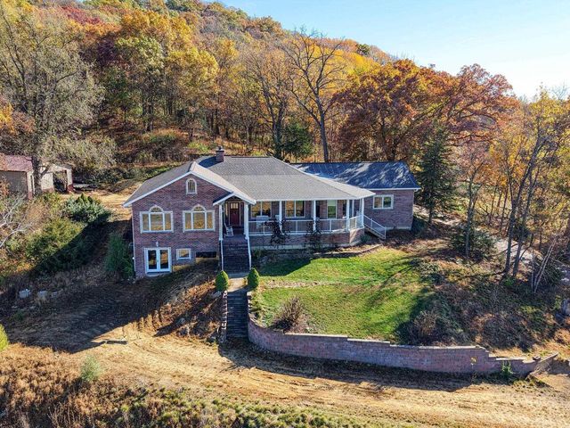 27419 County Highway BA, Richland Center, WI 53581