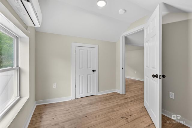 23499 Cowling Road, Robertsdale, AL 36567