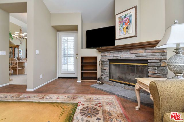 7608 Wiscasset Drive, West Hills (los Angeles), CA 91304