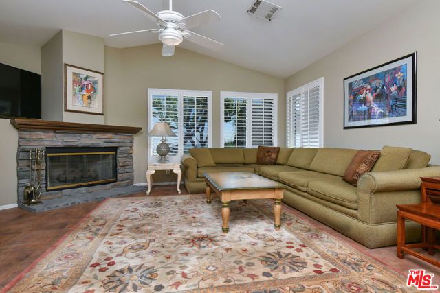 7608 Wiscasset Drive, West Hills (los Angeles), CA 91304