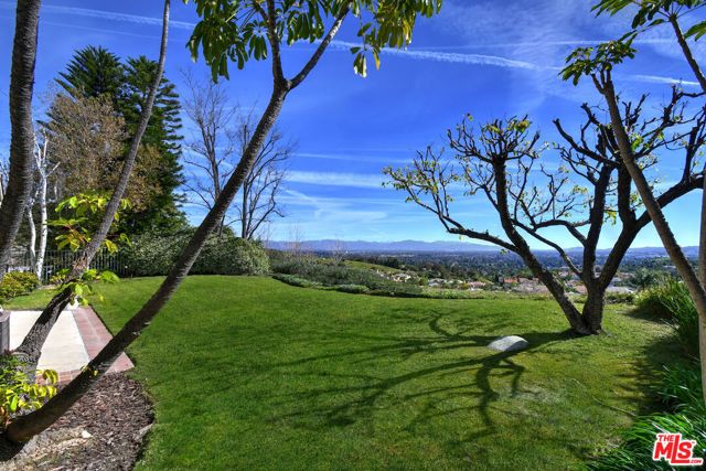 7608 Wiscasset Drive, West Hills (los Angeles), CA 91304