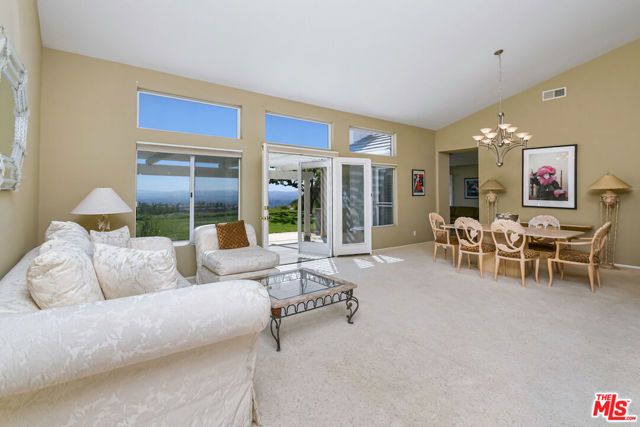 7608 Wiscasset Drive, West Hills (los Angeles), CA 91304