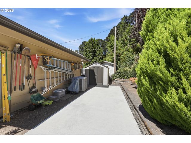 4109 Nw OLIVE St, Vancouver, WA 98660