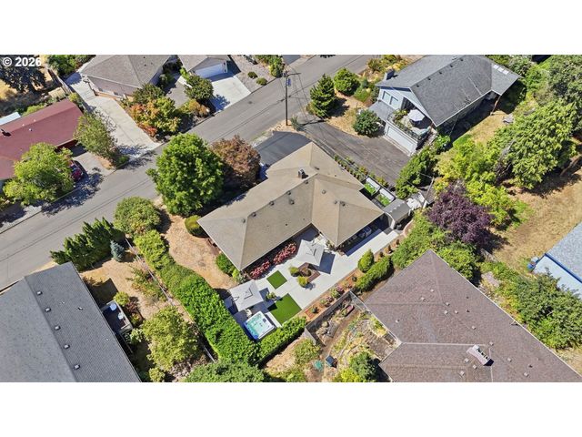 4109 Nw OLIVE St, Vancouver, WA 98660