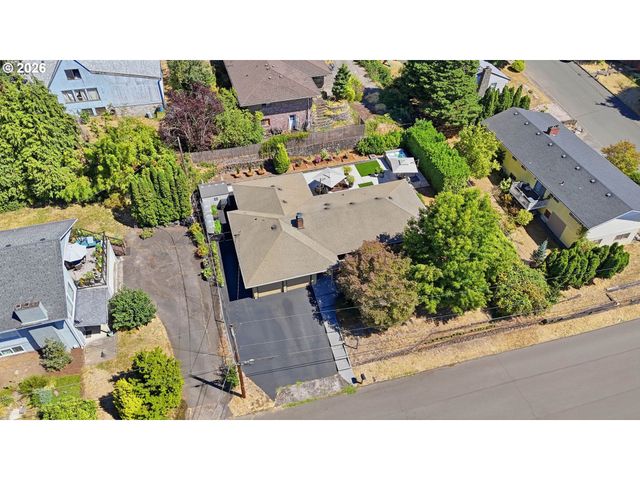 4109 Nw OLIVE St, Vancouver, WA 98660