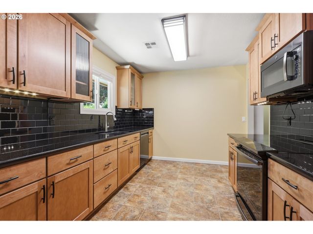 4109 Nw OLIVE St, Vancouver, WA 98660