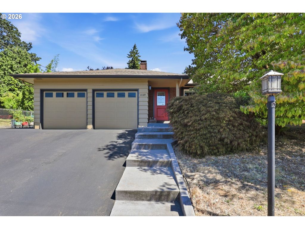 4109 Nw OLIVE St, Vancouver, WA 98660