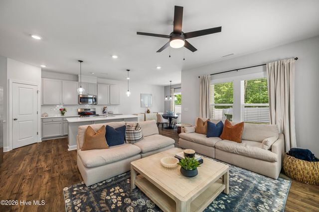 530 Barrington Row Avenue, Zebulon, NC 27597