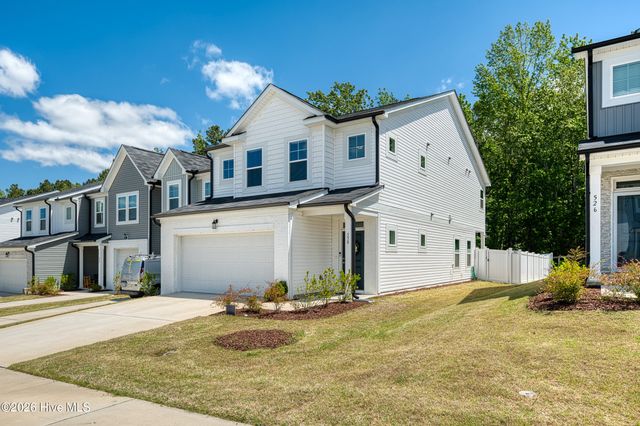 530 Barrington Row Avenue, Zebulon, NC 27597