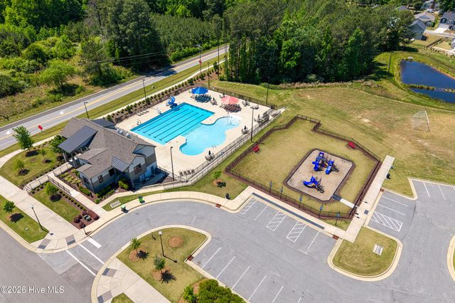 530 Barrington Row Avenue, Zebulon, NC 27597