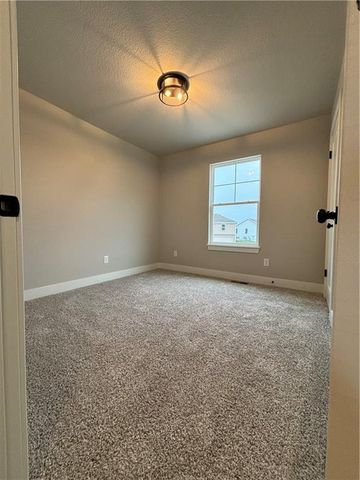 317 NE 51st Road, Warrensburg, MO 64093